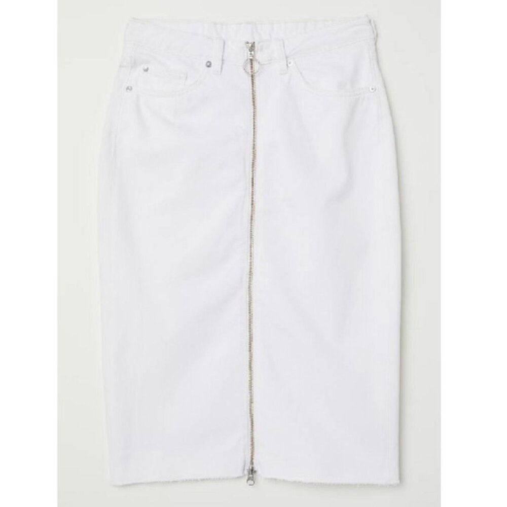 H&M Knee-length denim skirt in white size 8 US